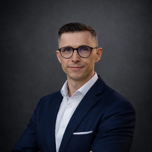 Peter Ungur, Inhaber Betriebslogik
